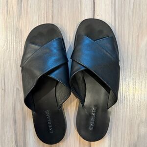 Everlane Women's Black Crisscross Sandals